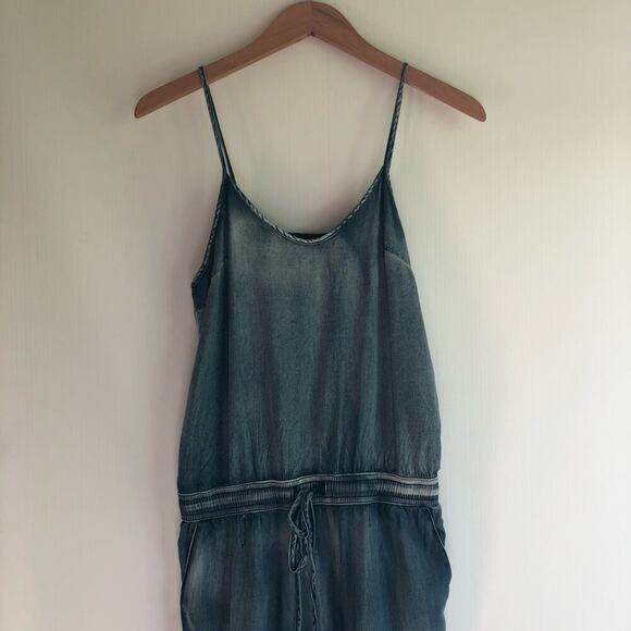 Romeo and Juliet Couture denim jumpsuit adjustable straps and drawstring waist - Picture 4 of 13